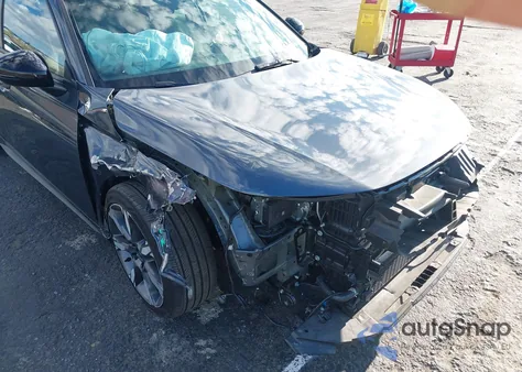 2025 Honda Civic Hybrid Sport Touring z USA, uszkodzony, nr VIN 19XFL4H91SE006153